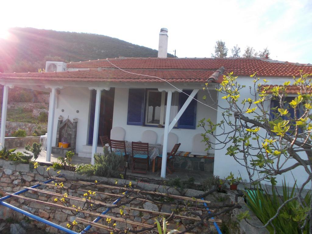 Villa Mourtero House Kalamakia Camera foto