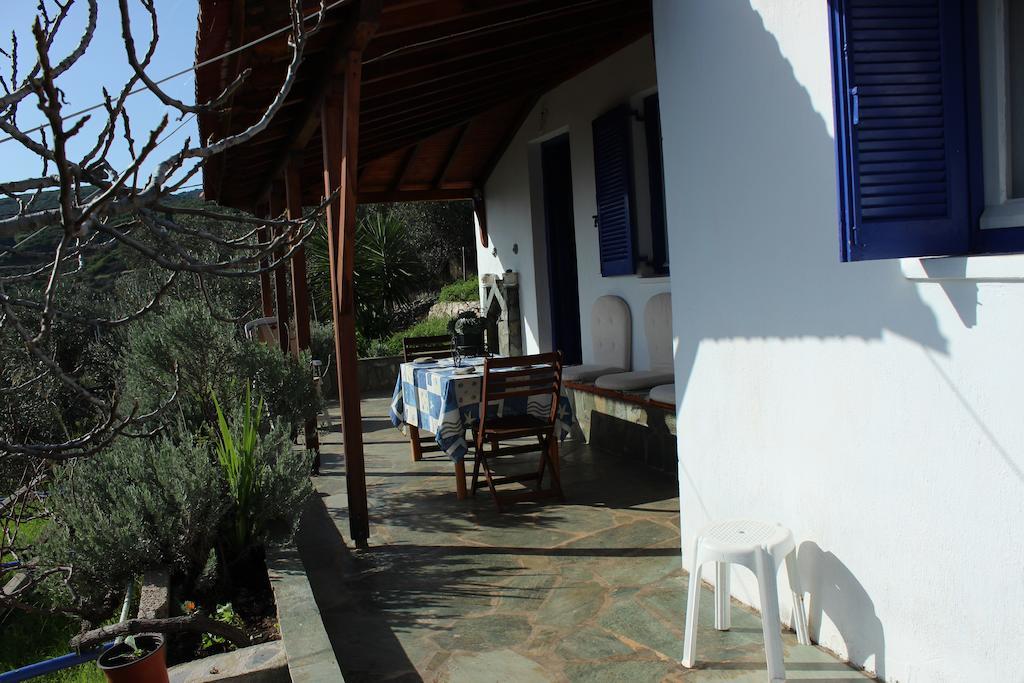 Villa Mourtero House Kalamakia Camera foto