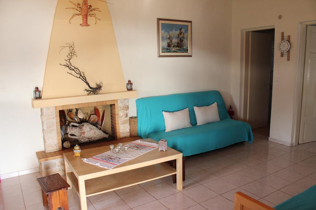 Villa Mourtero House Kalamakia Camera foto
